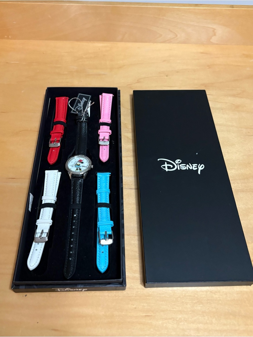 Disney Minnie Mouse Interchangeable leather bands Watch Set - multicolors NWT